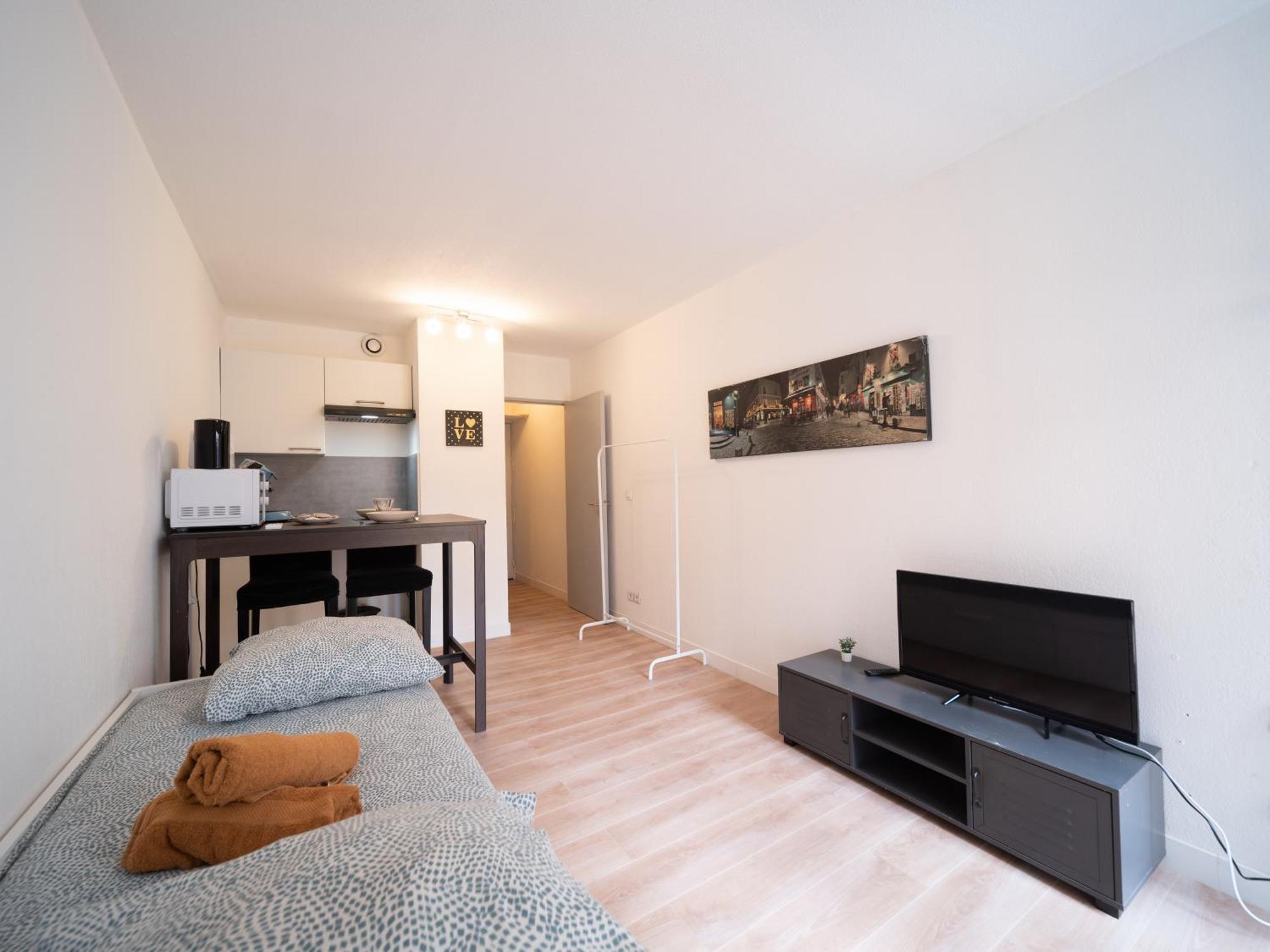 Appartement Tout Equipe A 6Min De La Gare St Charles Marseilles Exterior foto
