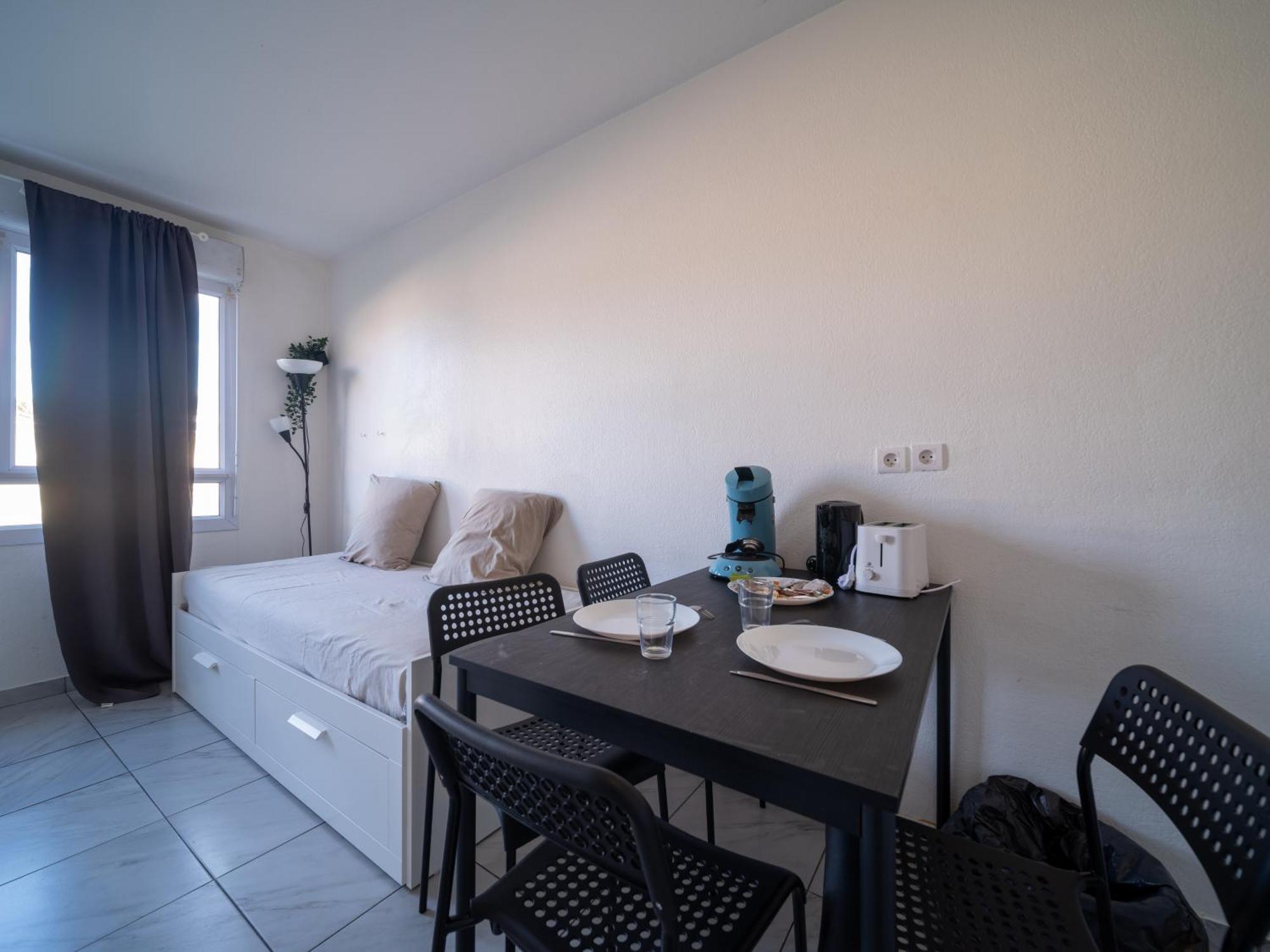 Appartement Tout Equipe A 6Min De La Gare St Charles Marseilles Exterior foto